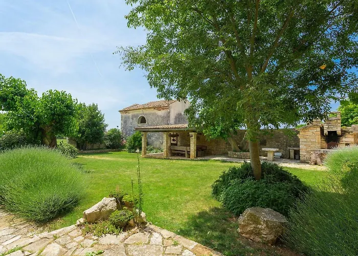 Stancija Negrin By Interhome