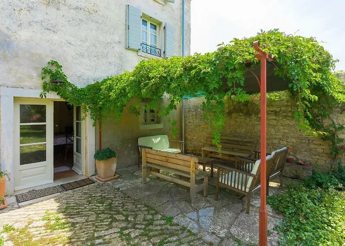 Βίλα Stancija Negrin By Interhome