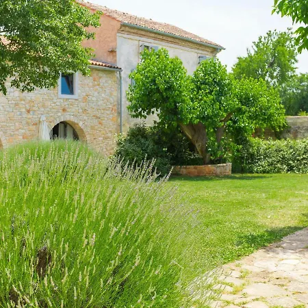 Stancija Negrin By Interhome Gajana