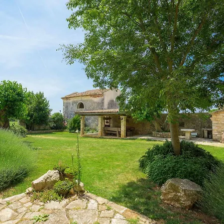 Stancija Negrin By Interhome