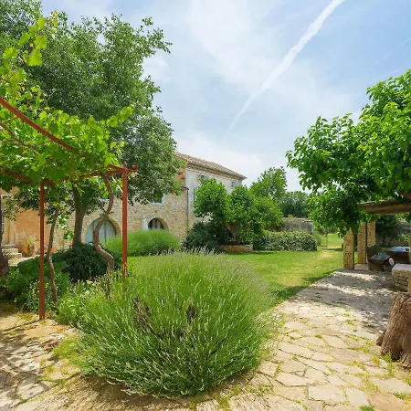 Stancija Negrin By Interhome *