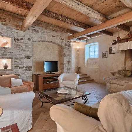 Stancija Negrin By Interhome